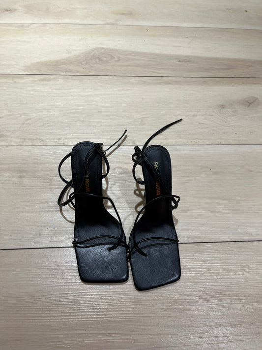 Black heels size 8