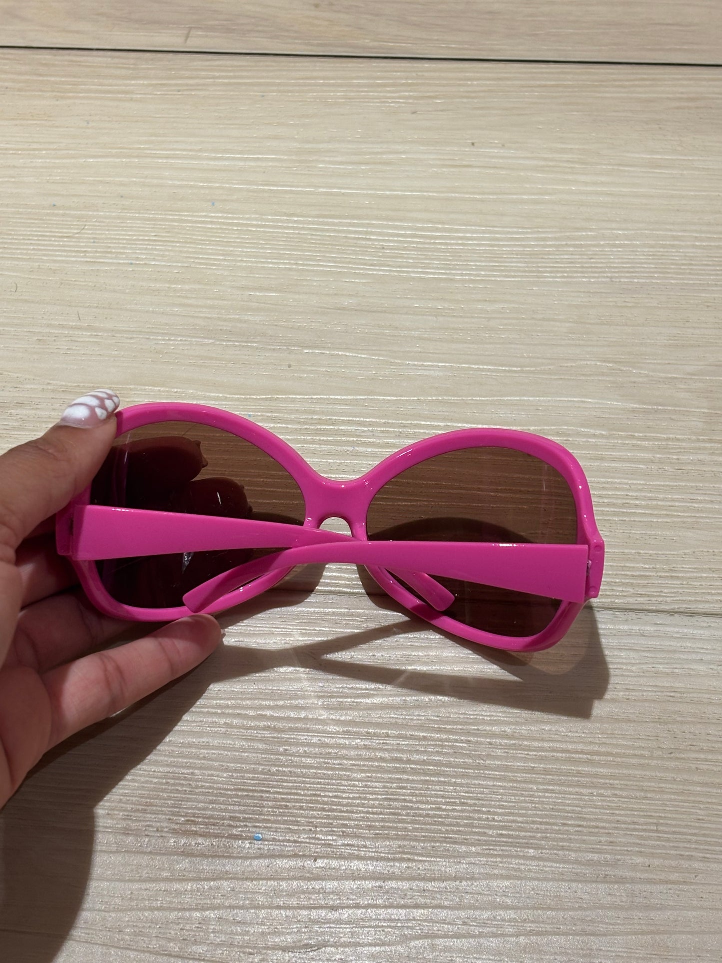 Fuchsia sunglasses
