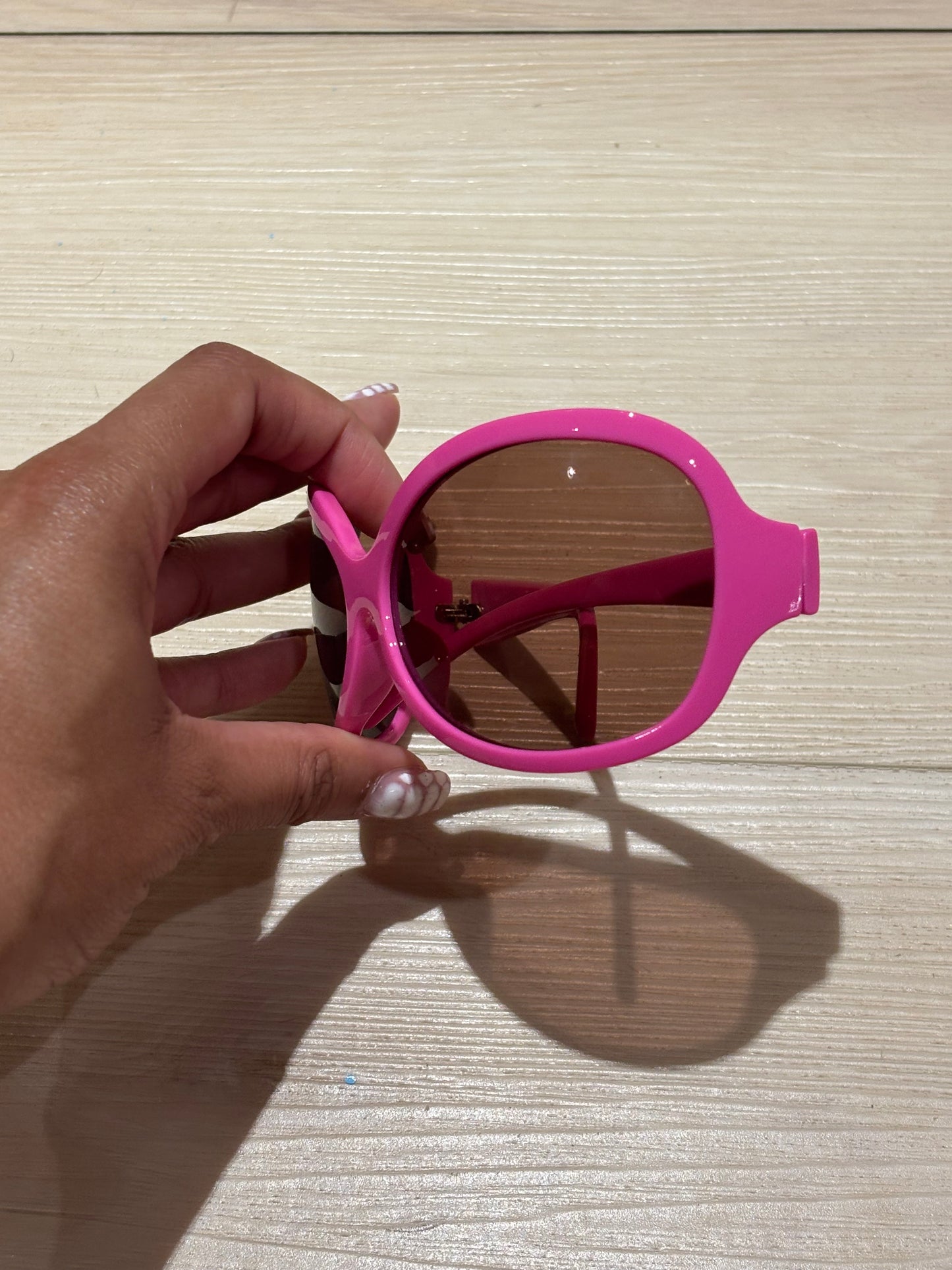 Fuchsia sunglasses