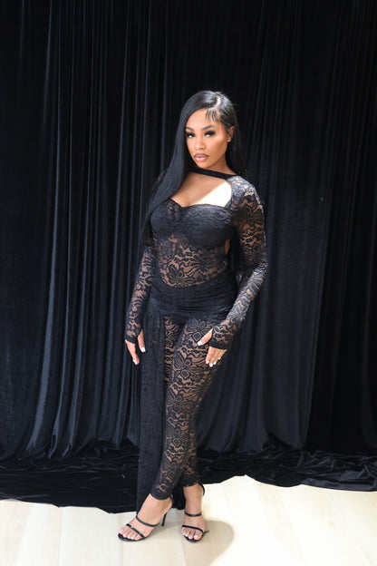 Mora Lace Set